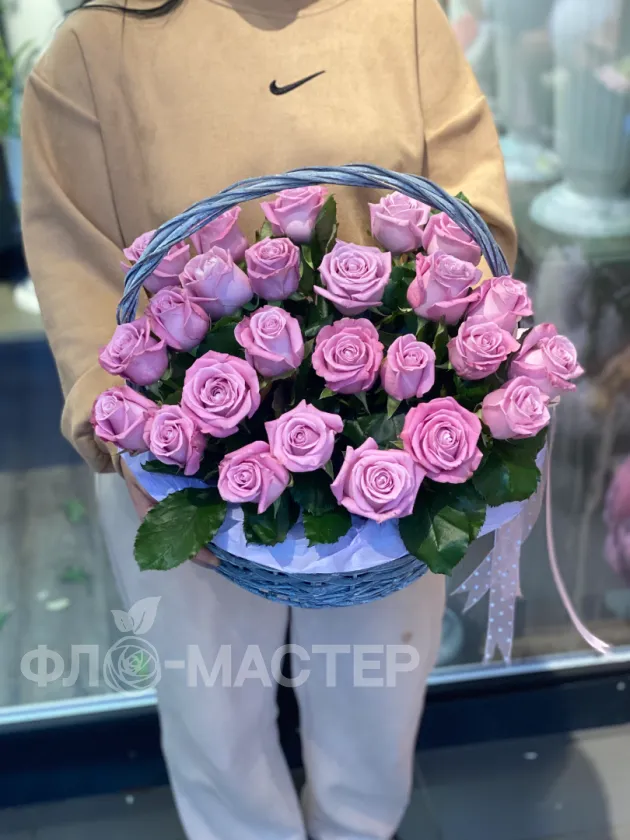 Корзина &laquo;Сирень&raquo;