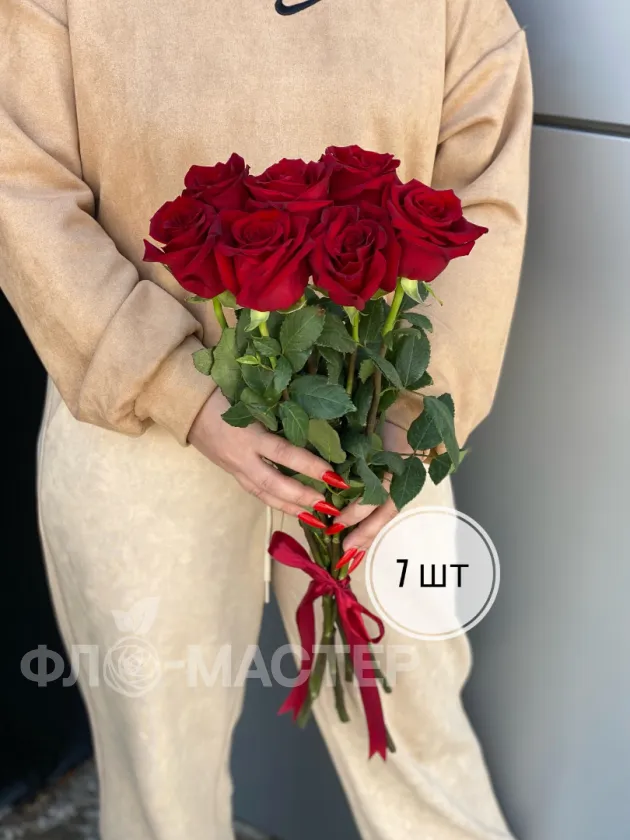 Красные розы Эквадор 50 см (1шт, 3шт, 5шт, 7шт, 9шт)