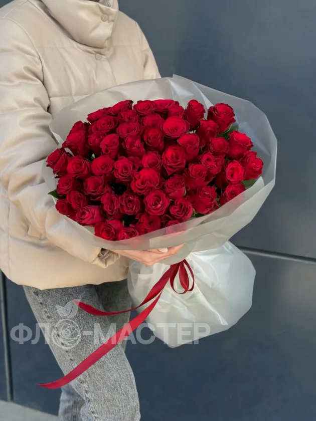 Красные розы 40см 51шт