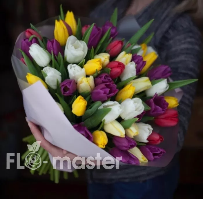 Букет &laquo;51 тюльпан&raquo;