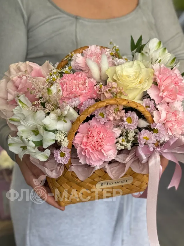 Композиция &laquo;Девочка с персиками&raquo;