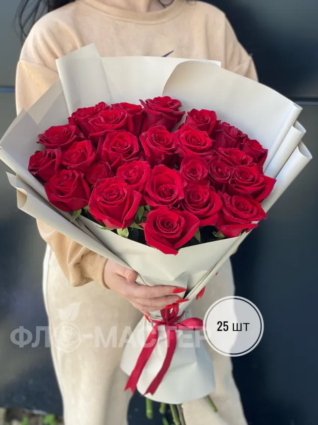 Букет красных роз Эквадор 60 см (15шт, 25шт,35шт,51шт)