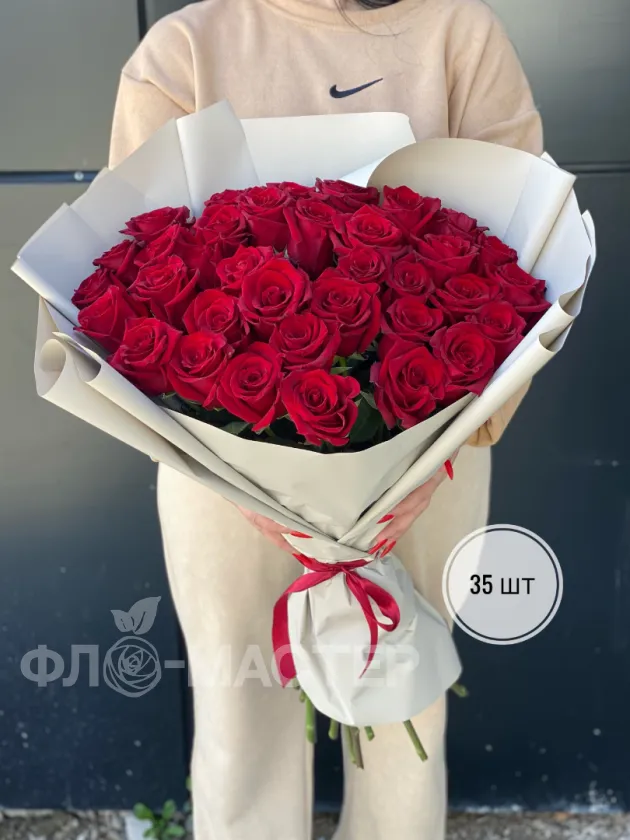 Букет красных роз Эквадор 60 см (15шт, 25шт,35шт,51шт)
