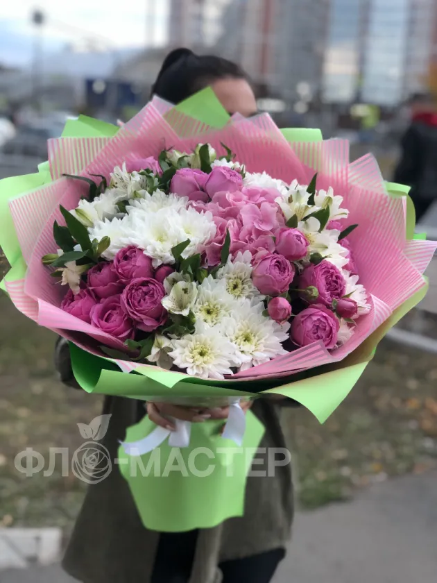 Букет &laquo;Коктейль с малиной&raquo;