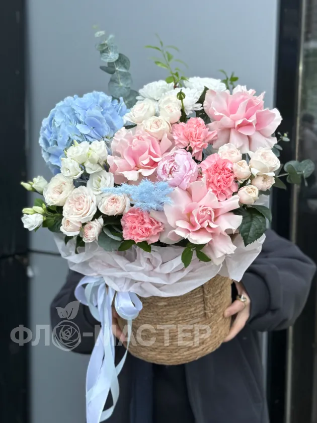 Композиция &laquo;Небесная поэма любви&raquo;