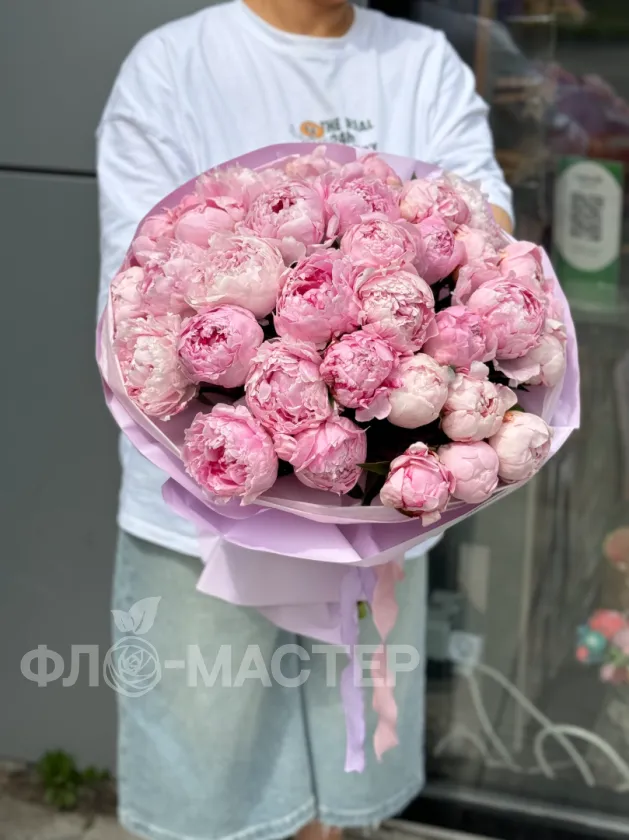 Букет &laquo;35 пионов&raquo;