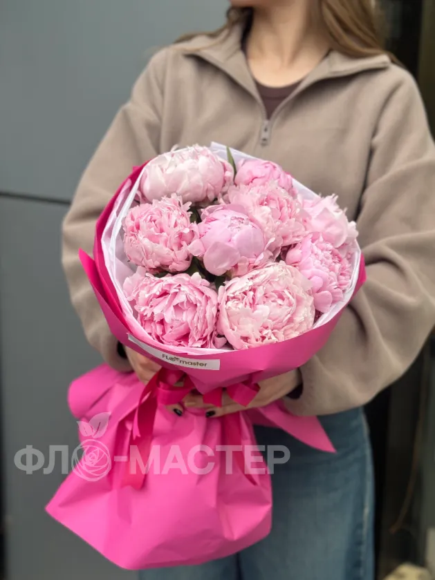 Букет &laquo;9 пионов&raquo;