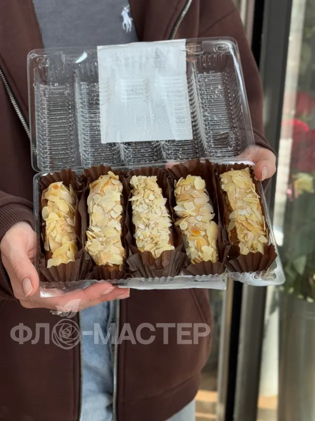 Пирожное заварное &laquo;Эклер Карамельный&raquo;