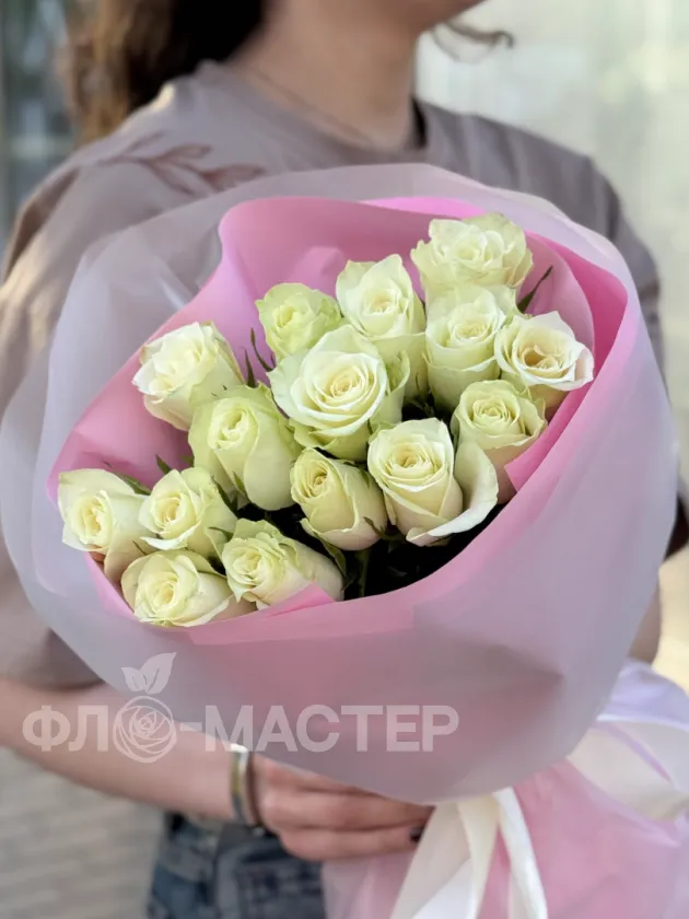 Белые розы 50см 15шт