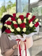 Коробка роз микс &laquo;L&raquo; 39шт 0
