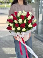 Коробка роз микс &laquo;L&raquo; 39шт 2
