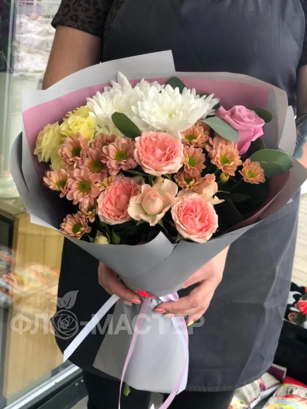 Букет &laquo;Комплимент для любимой&raquo;