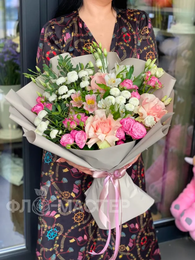 Букет &laquo;Цветочная симфония&raquo;