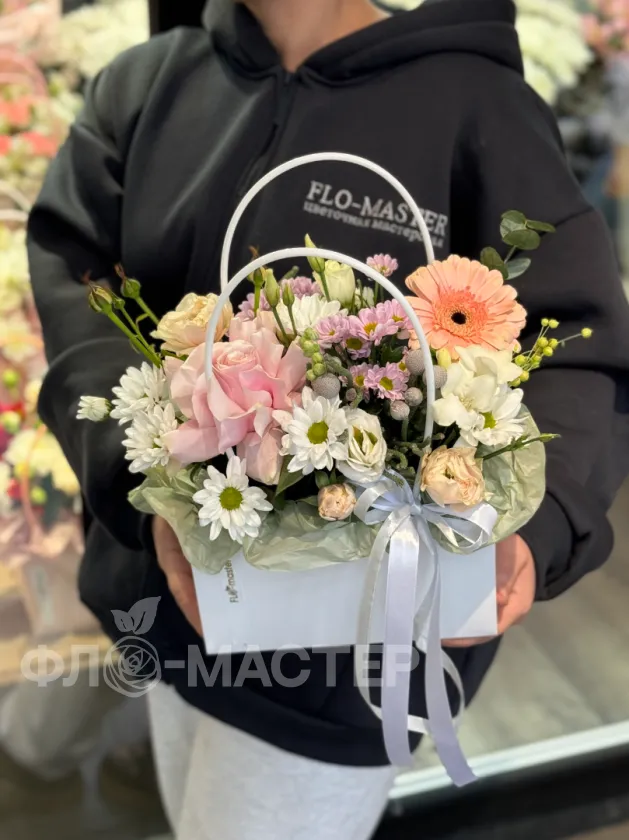 Композиция &laquo;Загадка Цветущей Ночи&raquo;