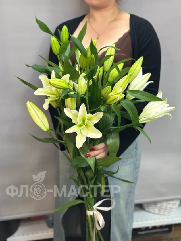 Лилия (5шт, 7шт, 15шт, 25шт, 51шт)