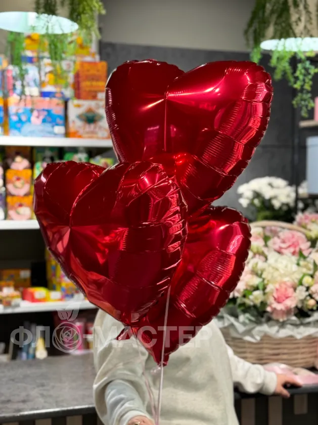 Шар красный  &laquo;Тройное сердце&raquo;