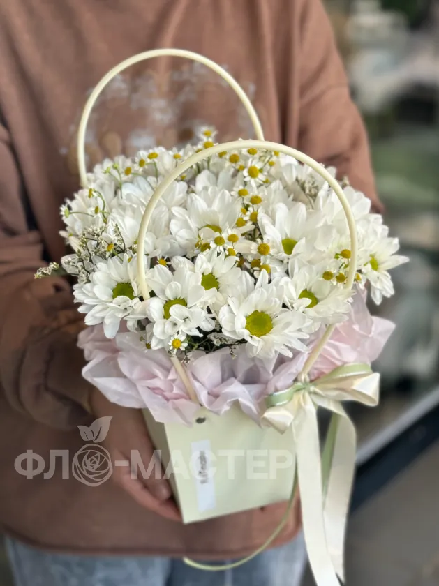 Композиция &laquo;Робкий поцелуй&raquo;