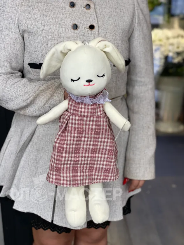 Зайчик &laquo;Бусинка&raquo;