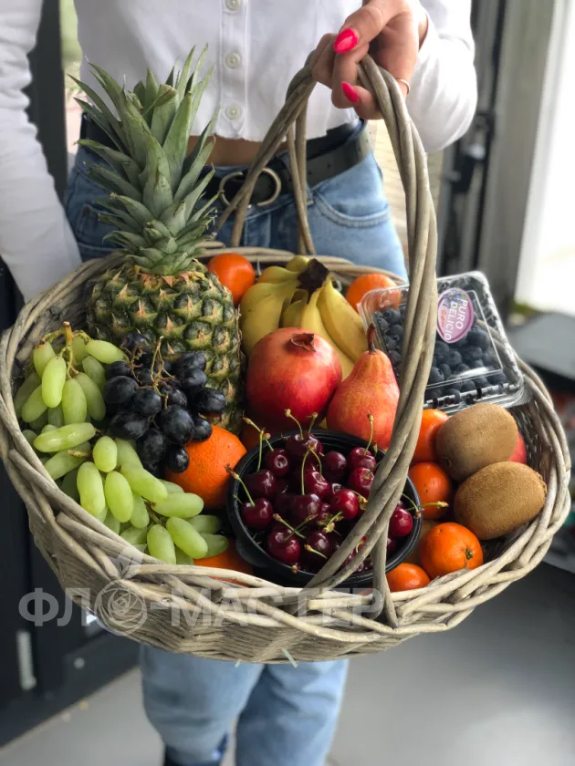 Корзина фруктов