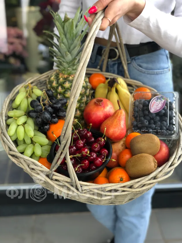 Корзина фруктов