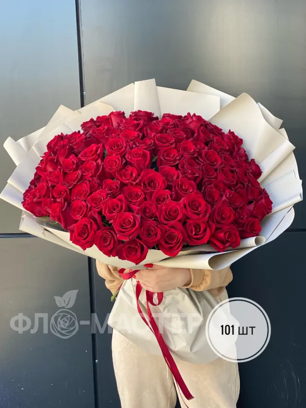 Букет красных роз Эквадор 60 см (75шт, 101шт)