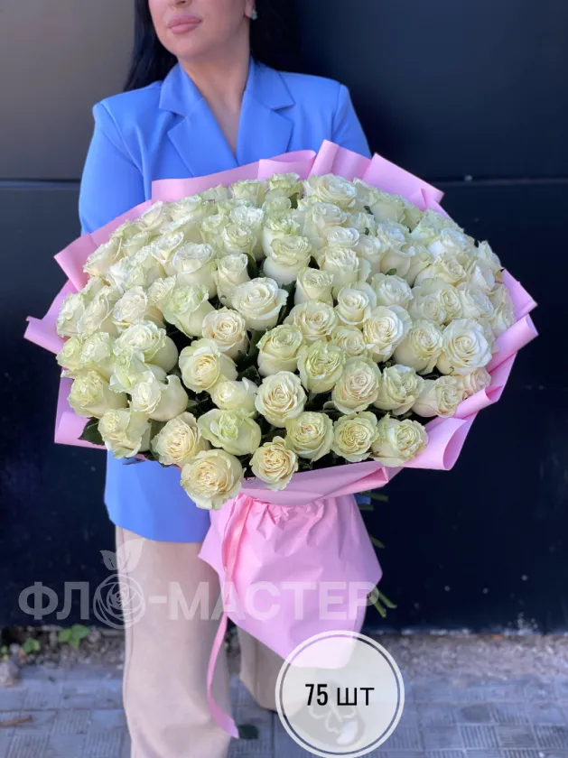 Букет белых роз Эквадор 60 см (51шт, 75шт, 101шт)