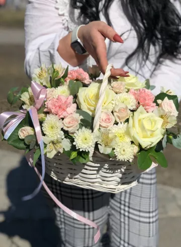 Композиция  &laquo;Белые ночи&raquo; от интернет-магазина цветов в 