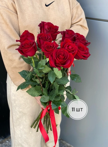 Красные розы Эквадор 50 см (11шт, 15шт, 25шт, 35шт, 51шт) от интернет-магазина цветов в 