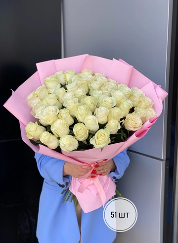 Букет белых роз Эквадор 50 см (51шт, 75шт, 101шт) от интернет-магазина цветов в 