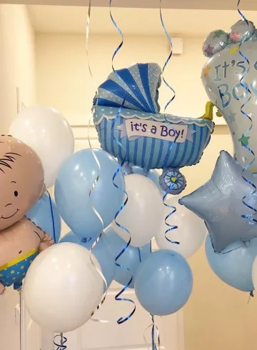 Сет № 27 &laquo;На выписку&raquo; от интернет-магазина цветов в 