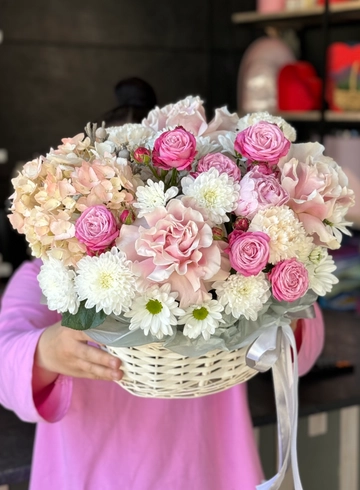 Композиция «Виктория» от интернет-магазина цветов в 