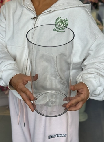 Акриловая ваза 30х15 от интернет-магазина цветов в 