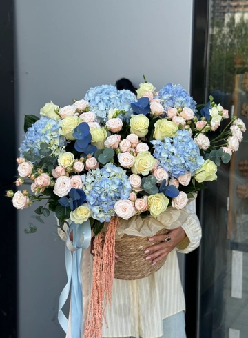 Композиция «Полнолуние» от интернет-магазина цветов в 