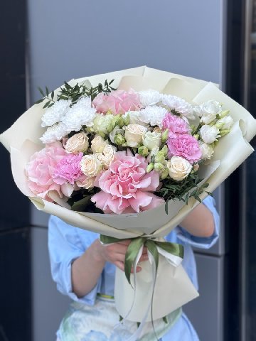 Букет &laquo;Сливочный крем&raquo; от интернет-магазина цветов в 