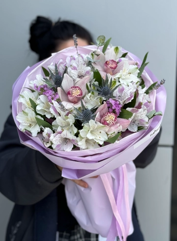 Букет «Влюбленный» от интернет-магазина цветов в 