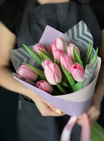 Букет &laquo;11 тюльпанов&raquo; от интернет-магазина цветов в 