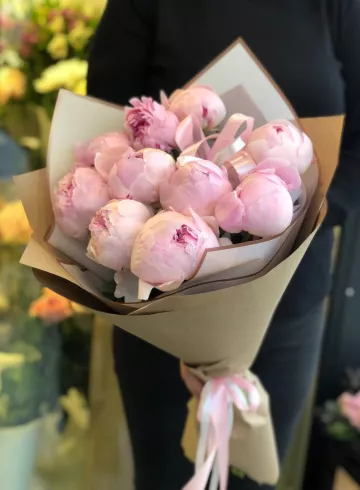 Букет &laquo;11 пионов&raquo; от интернет-магазина цветов в 