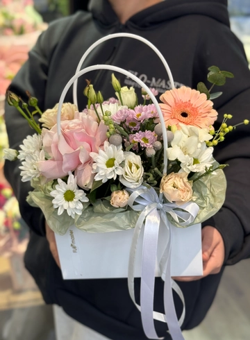 Композиция «Загадка Цветущей Ночи» от интернет-магазина цветов в 