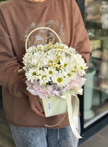 Композиция «Робкий поцелуй» от интернет-магазина цветов в 