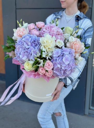 Композиция «Для самой любимой» от интернет-магазина цветов в 